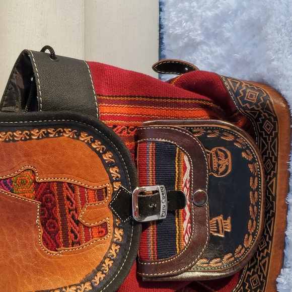 PURO CUERO BACKPACK - Picture 4 of 12